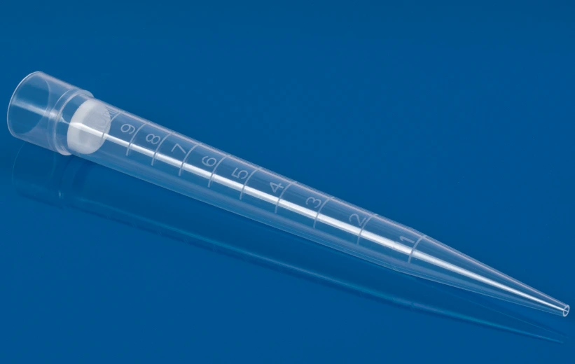 Low retention pipette tips 10mL for LTS.